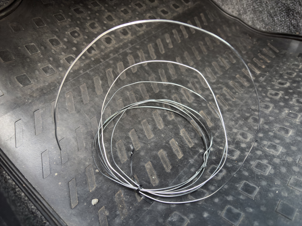 グルグル巻きの針金『配線滝のぼりくんスペシャル』