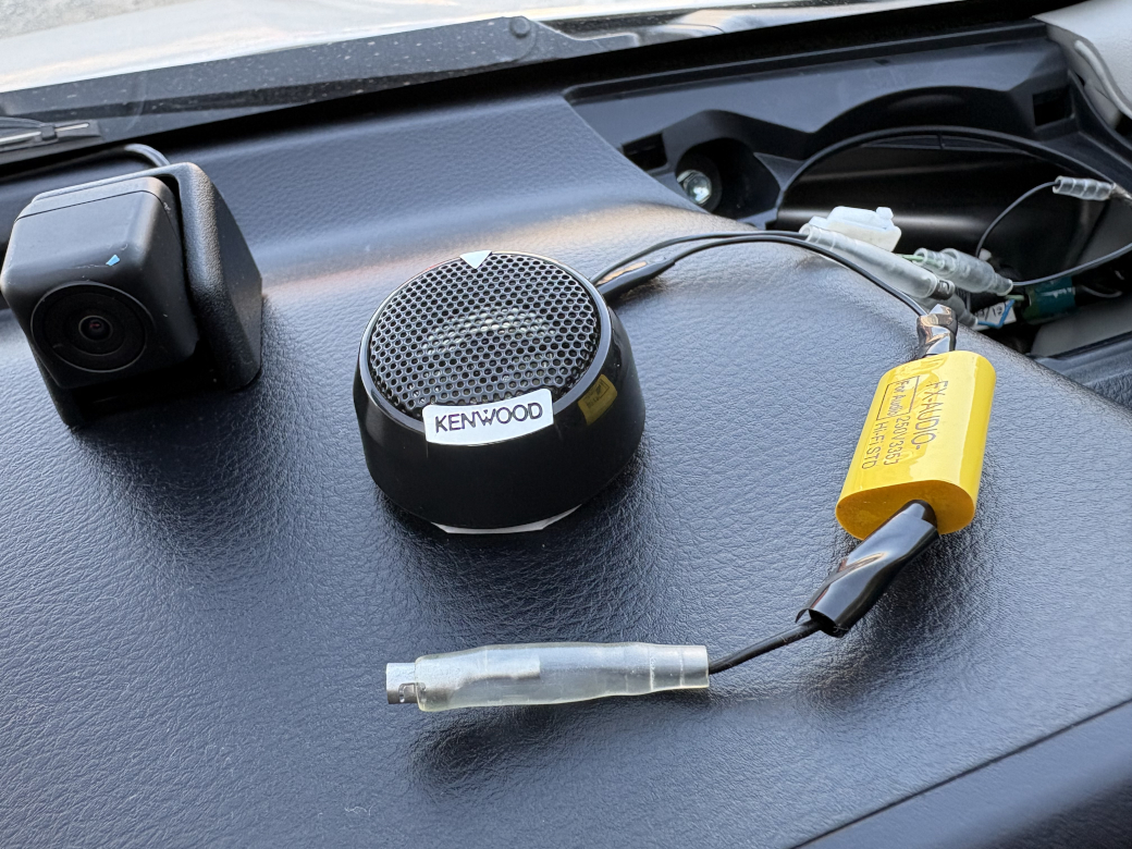 ツイーターとコンデンサー