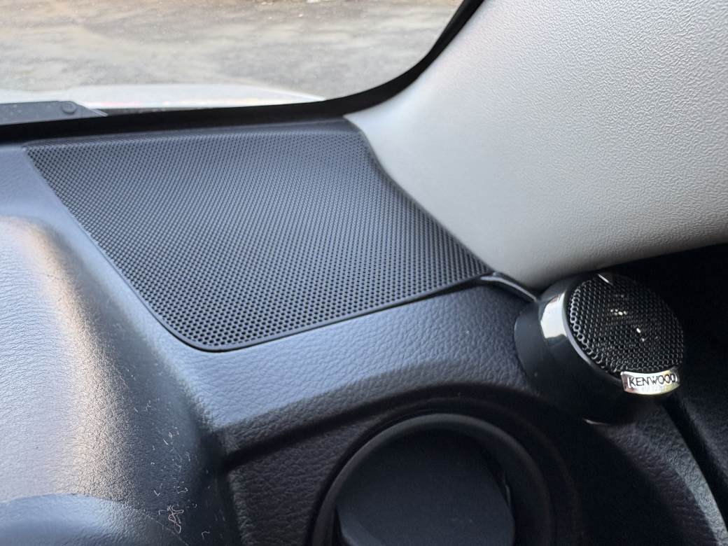 スピーカーとツイータの本設置